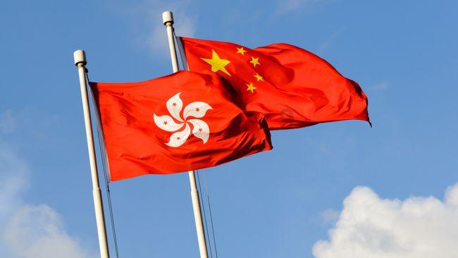 和中堂明知嘉庆要杀自己，为何不举兵造反，他在担心什么呢？